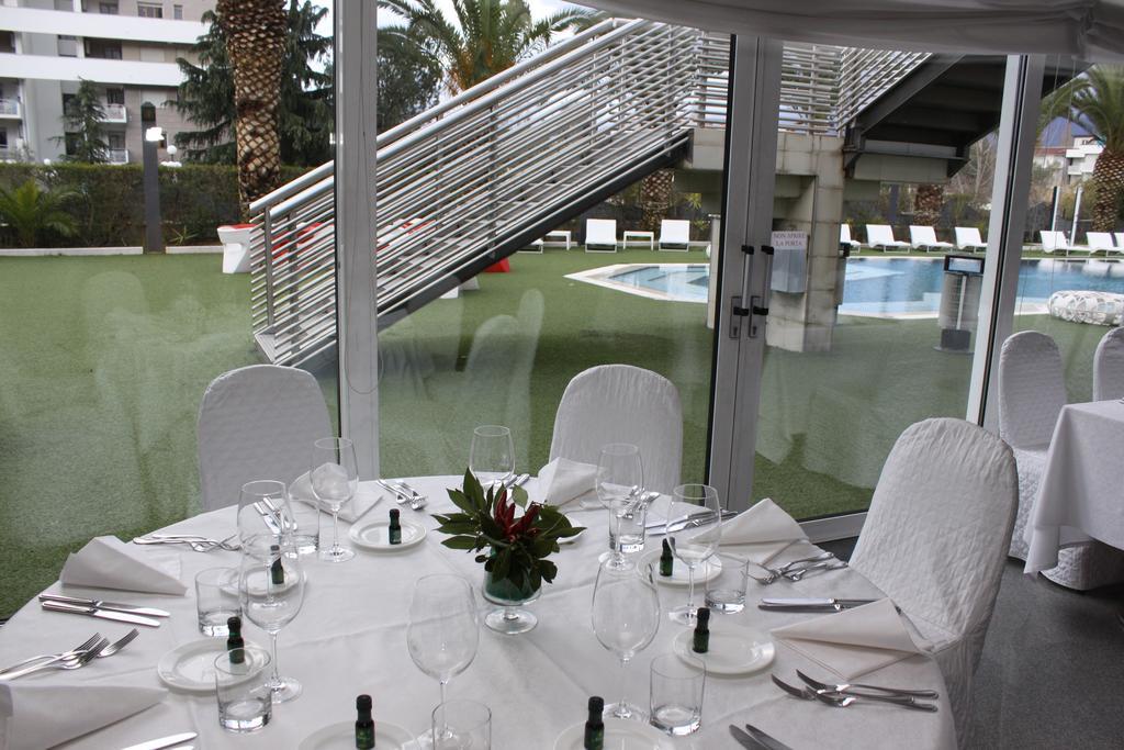 Ariha Hotel Cosenza เรนเด ภายนอก รูปภาพ