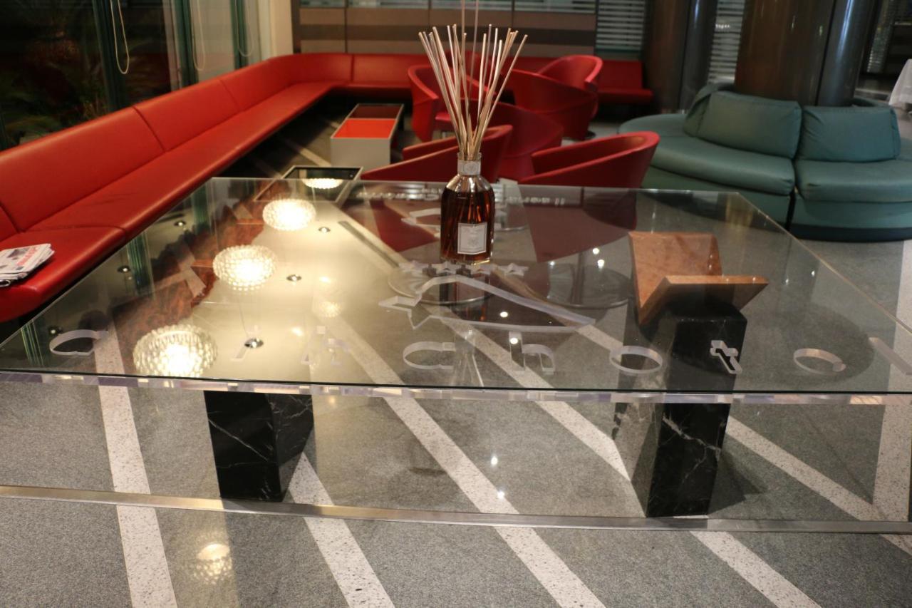 Ariha Hotel Cosenza เรนเด ภายนอก รูปภาพ